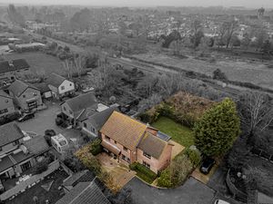 Photo 22- click for photo gallery